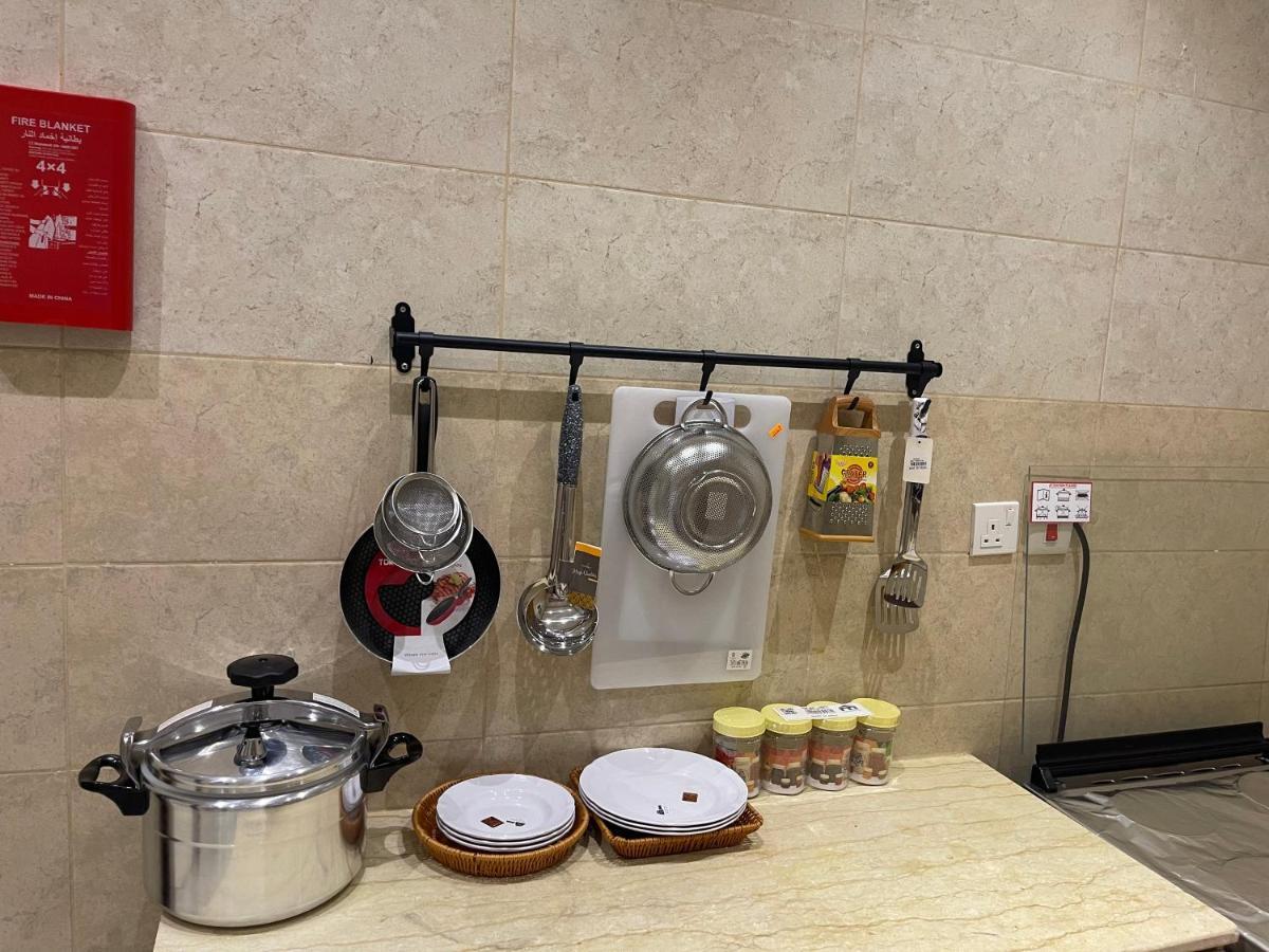 Al Bateel Furnished Apartments Riyadh Bagian luar foto