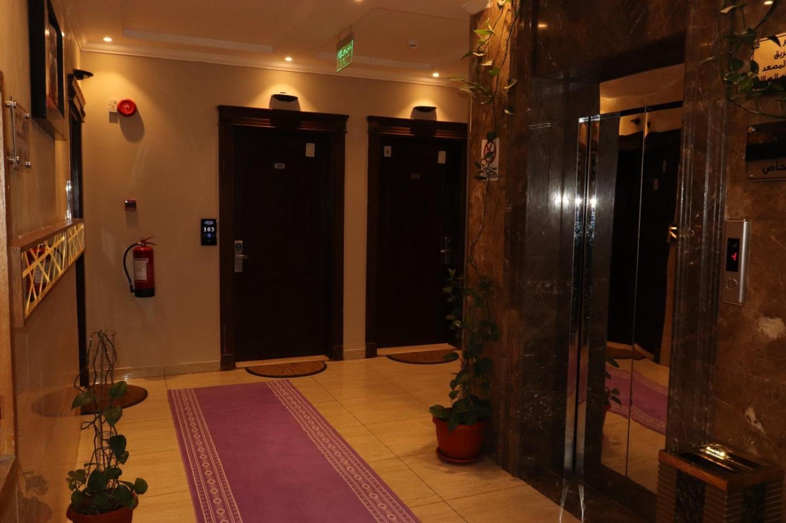 Al Bateel Furnished Apartments Riyadh Bagian luar foto