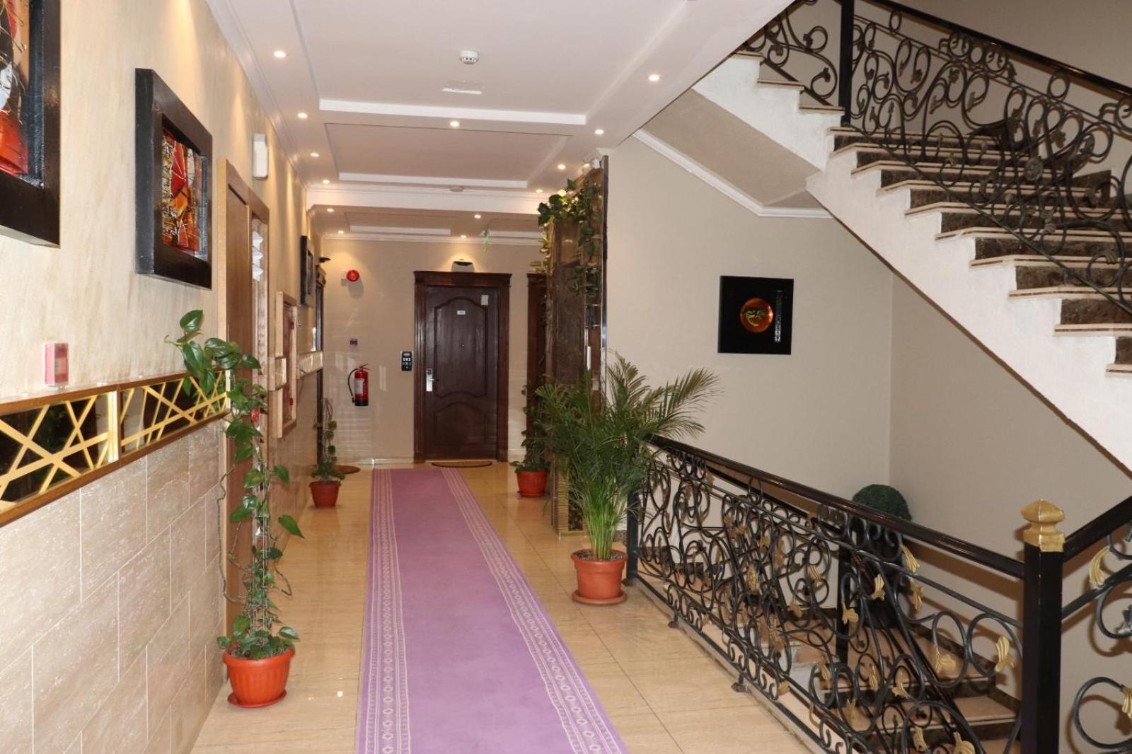 Al Bateel Furnished Apartments Riyadh Bagian luar foto