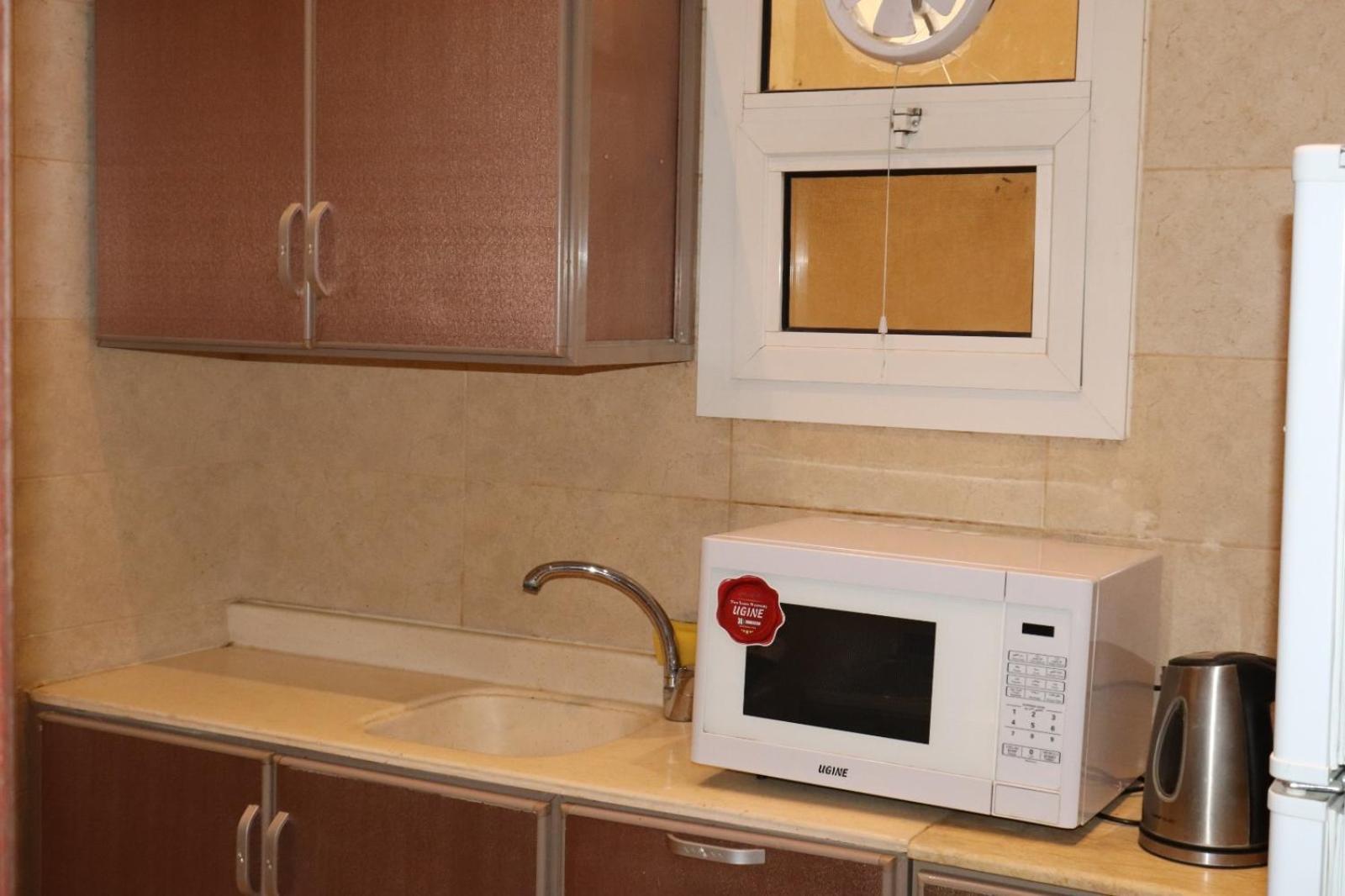Al Bateel Furnished Apartments Riyadh Bagian luar foto