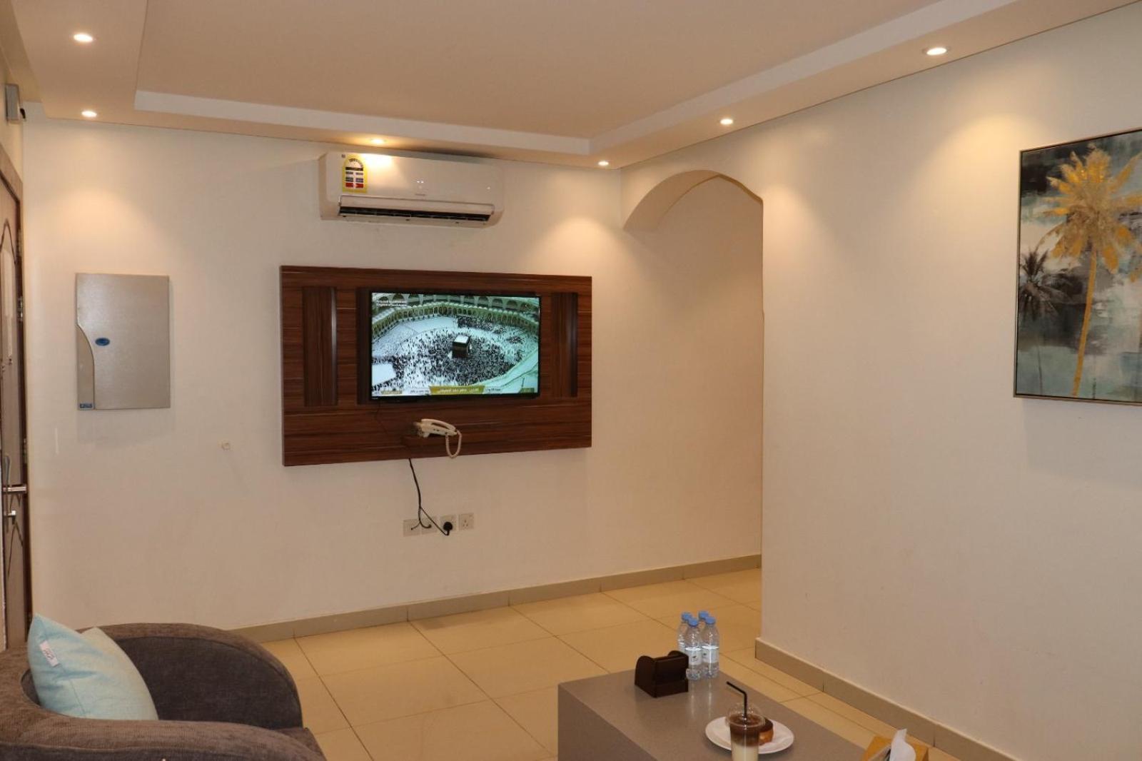 Al Bateel Furnished Apartments Riyadh Bagian luar foto