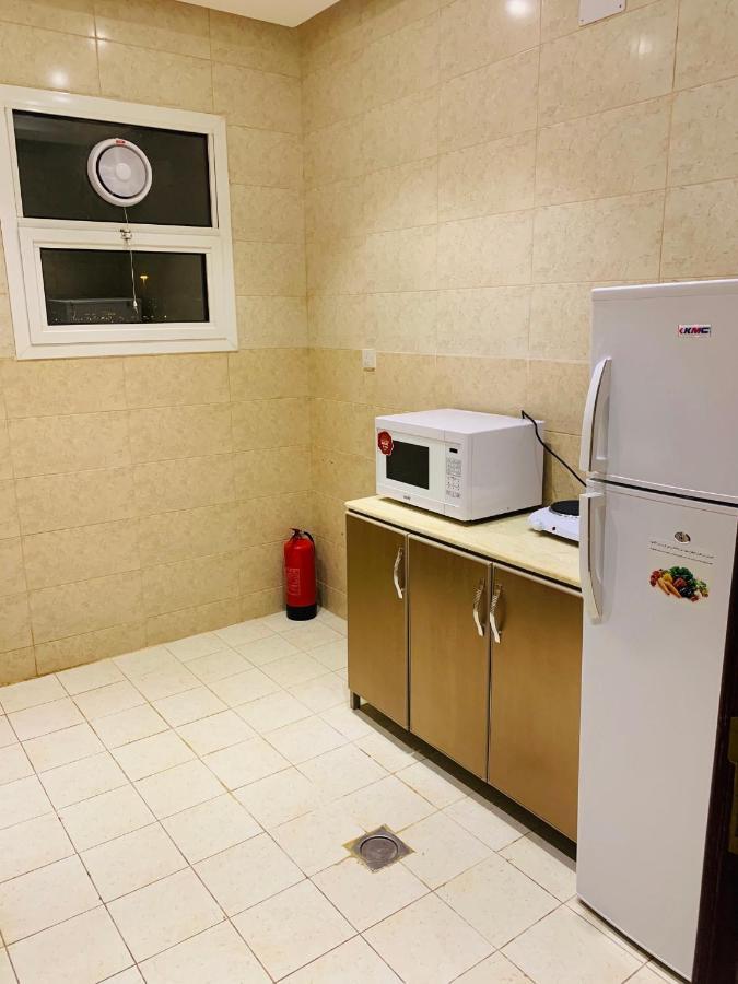Al Bateel Furnished Apartments Riyadh Bagian luar foto
