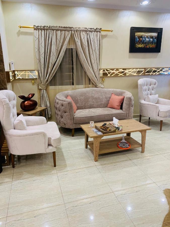 Al Bateel Furnished Apartments Riyadh Bagian luar foto